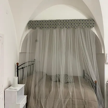 The White Rose * Ceglie Messapica