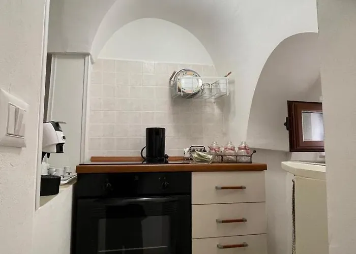 The White Rose * Ceglie Messapica